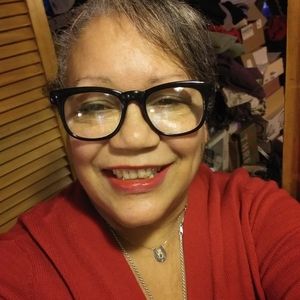 Meet your Posher, Sonia